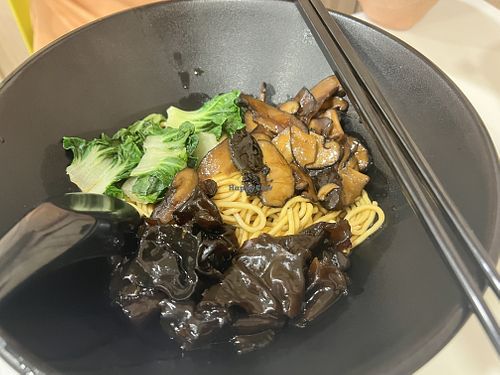 Truffle la mian - small portion but very fragrant 7.5/10  at Grove Cafe 素林 - Paya Lebar in Central Singapore
