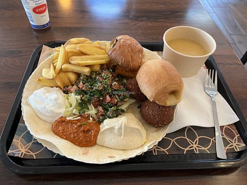 Vegetarischer Teller   at Yasmin Imbiss in Chemnitz