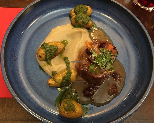 Main dish with Seitan  at Like An Elephant in Lyon