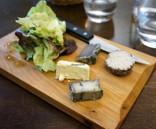 Cheese platter (small) at Like An Elephant in Lyon