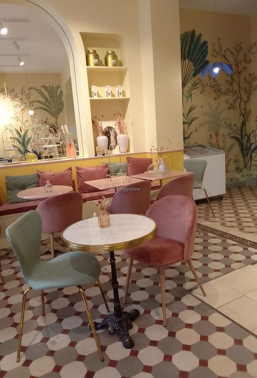  at Jo and Nana Cakes in Paris