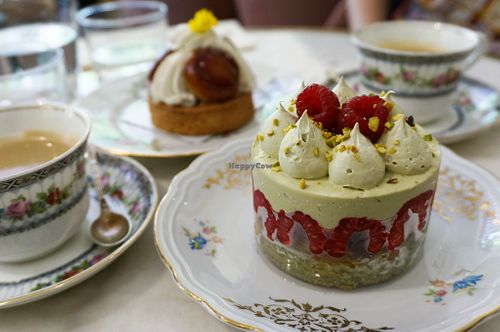 Pistachio/Raspberry Cake at Jo and Nana Cakes in Paris