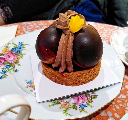 Saint Honoré Chocolat at Jo and Nana Cakes in Paris