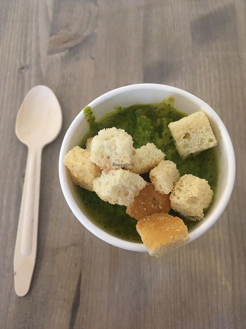 Carrot, kale and fennel soup at Missfagiola in Bologna