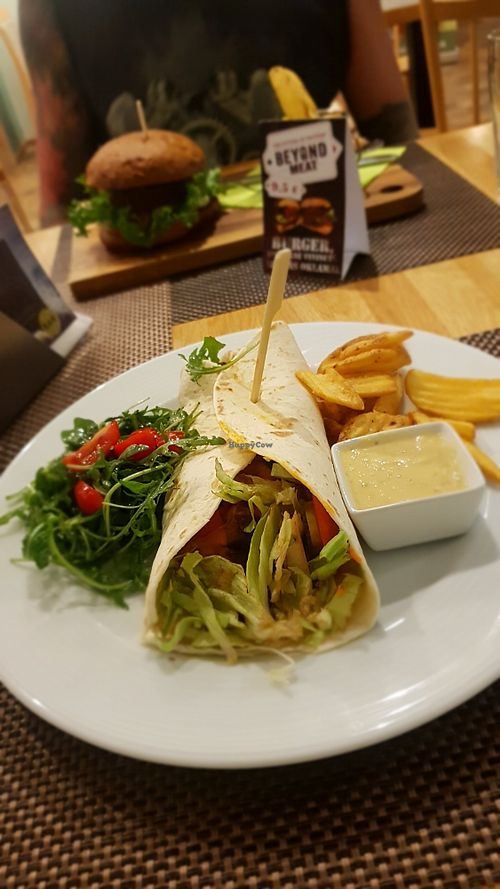 Tempeh tanier at VEG in Poprad