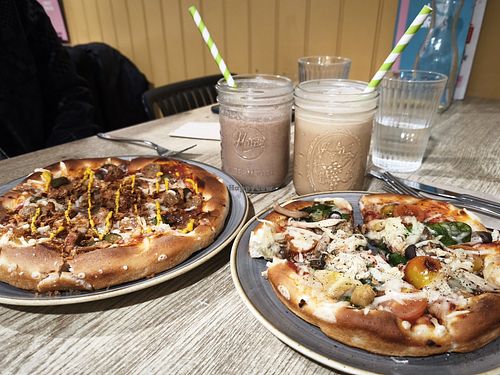 Vegan pizzas and shakes at The Pizza Cafe in Newton Abbot