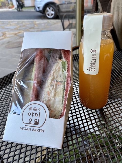 Sandwich set. Juice is only 2000 won in set at yummyyomil in Seoul