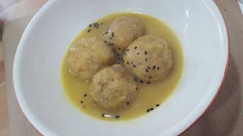 Broccoli meat balls at Verdetariano in Sevilla