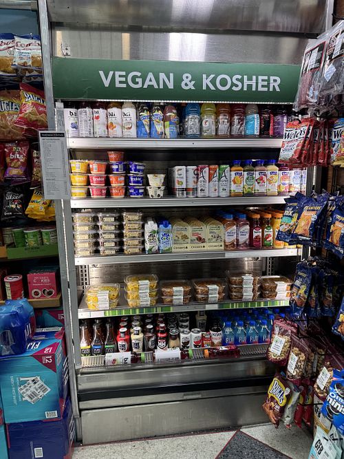 Vegan section   at ORD - Fresh Market on the Go - T1 in Chicago