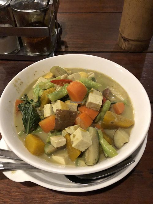 Green curry woth tofu and veges  at Karsalong in Pai