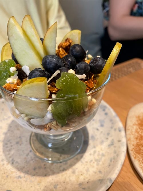 Granola yogurt at My Mother's Daughters  in Lisbon