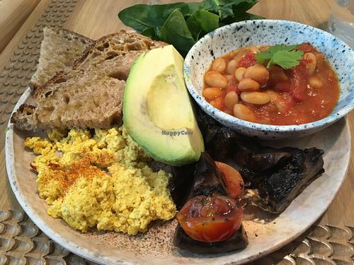 English breakfast at My Mother's Daughters  in Lisbon