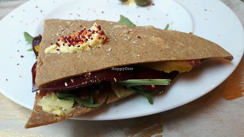 Macadamia raw cheese sandwich  at La Dulce Boutique in Gran Canaria