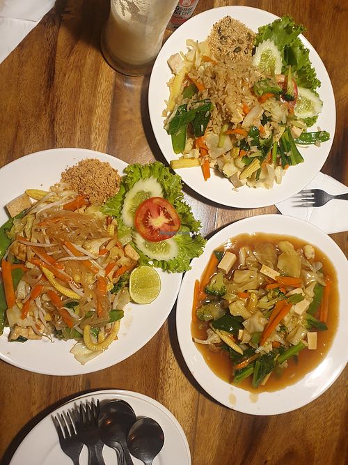 Pad Thai and something I can't remember. at Ethos in Bangkok