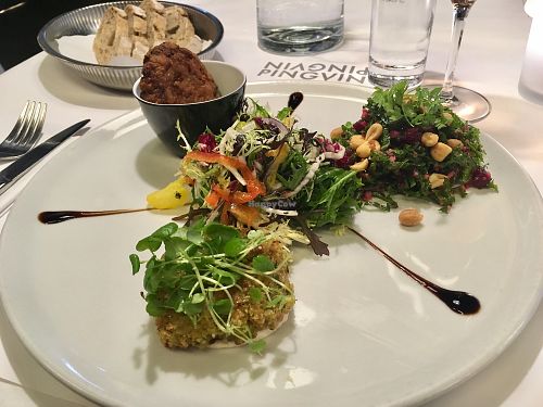 Vegan tapas at Pingvin in Aalborg
