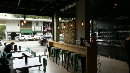 chairs and tables at The Healthy in Brasilia