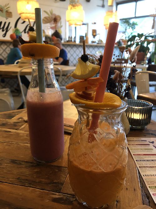 Verse smoothies en slow juices   at Loes in Papendrecht