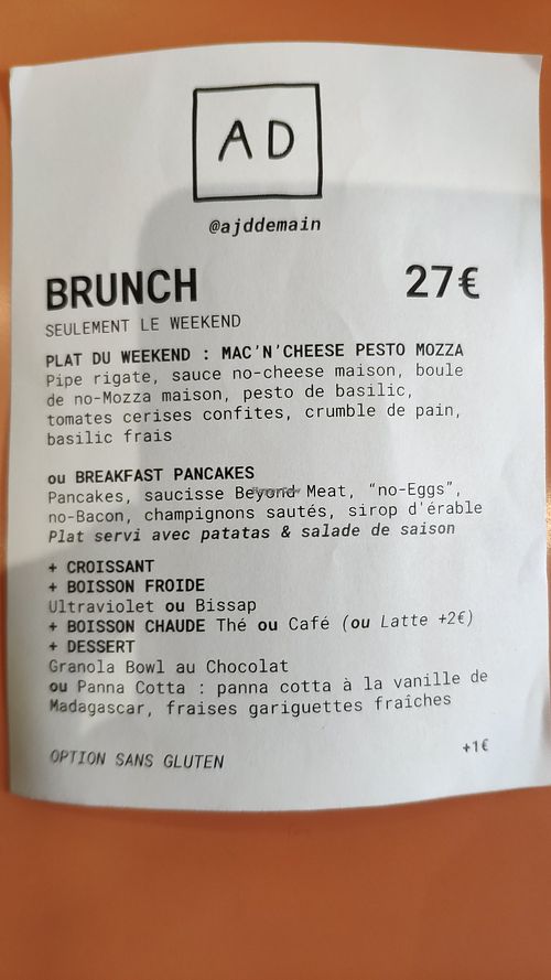 Weekend Brunch menu at Aujourd'hui Demain Cafe in Paris