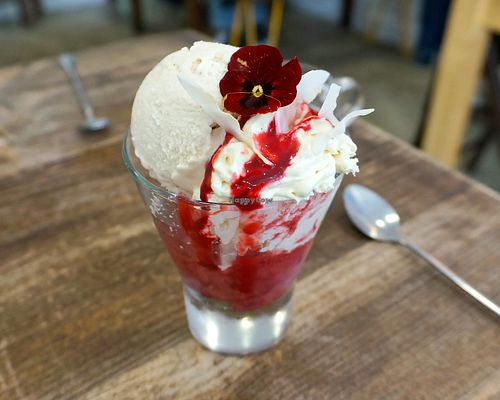 ice-cream at Aujourd'hui Demain Cafe in Paris