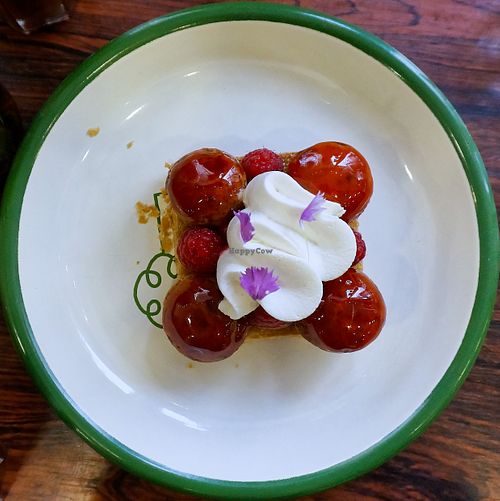 St Honoré at Aujourd'hui Demain Cafe in Paris