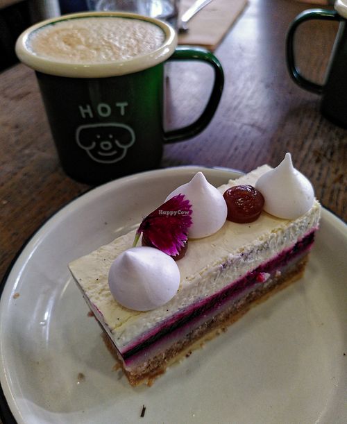 Finger raspberry at Aujourd'hui Demain Cafe in Paris