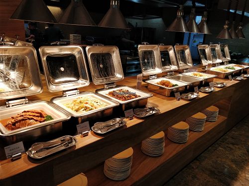 Food station 3 at Amitabha Hotel Vegetarian - 阿弥陀佛大饭店·自助餐厅 in Fuzhou