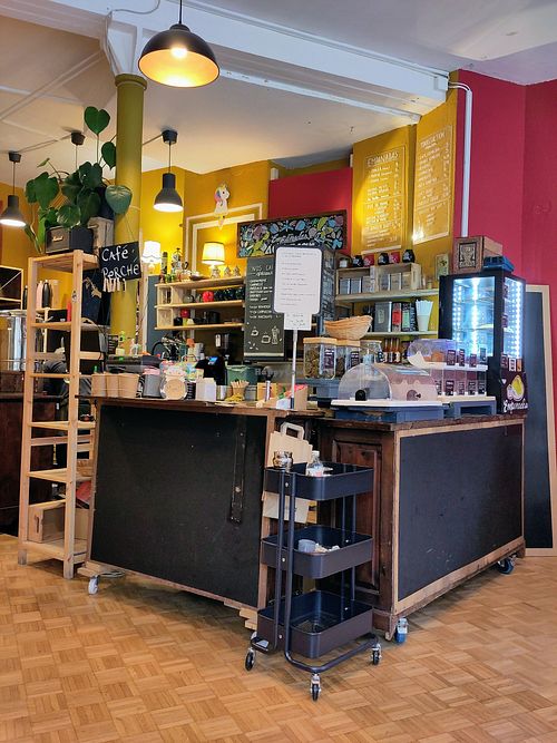 Counter at A Côté de La Plaque in Lausanne