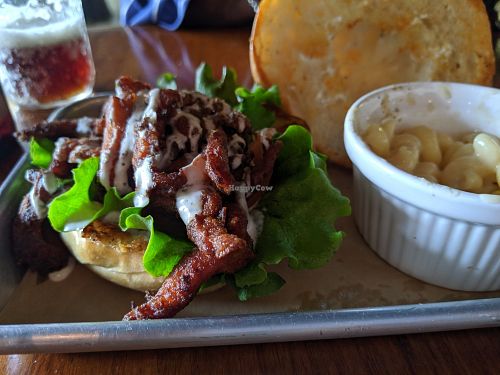 Buffalo ranch chick'un with side of Mac at Murray Hillbilly in Jacksonville