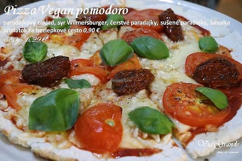 pomodoro pizza vegan  at Via Grande in Martin