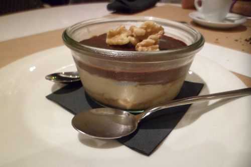 vanilla, cookie and chocolate vegan dessert at Pizza Basta Restaurante in Cambrils