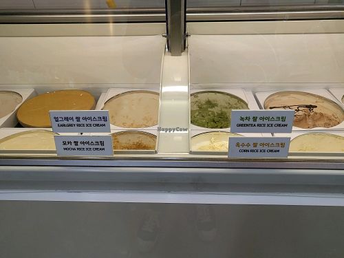 ice cream flavors at Petitami at Suwon Cheon-cheon in Suwon