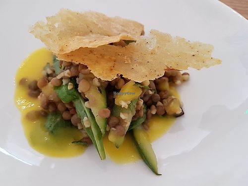 lentils with cucucmbers and a sauce that tasted like lemoncello, with fine cracker on top. at Sud - Food of Italy in Bruges