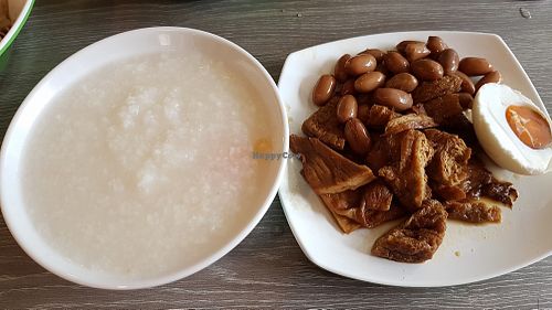 TeoChew Porridge set
Photo credit to Veg Yuan at SuPerb 素Perb in East Singapore