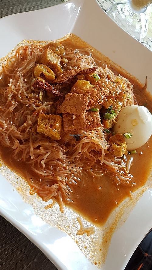 Mee Siam 
Photo credit to Veg Yuan at SuPerb 素Perb in East Singapore