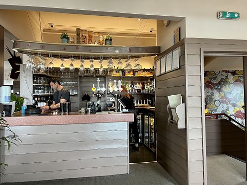 Bar  at Roos Leap in Montrose