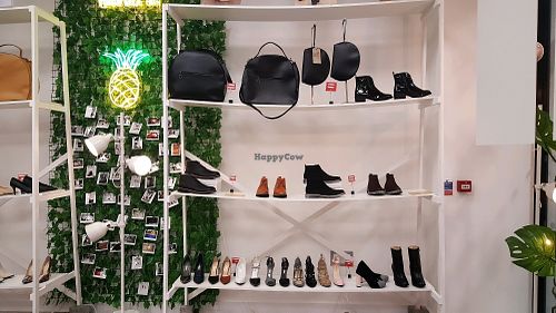 bags, men's shoes, ladies' shoes at Collection and Co in Bristol