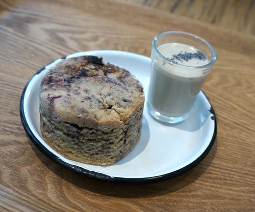 Blueberry Scone at Wild & The Moon - Opéra in Paris