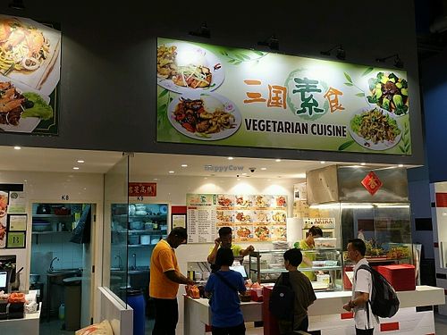 queue in front of stalls at San Guo Vegetarian Cuisine in West Singapore