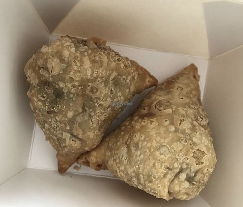 Veg samosas   at Azafran in Broomfield