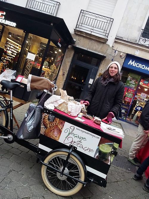 L214 action in Nantes at Vegane de Bretagne in Nantes
