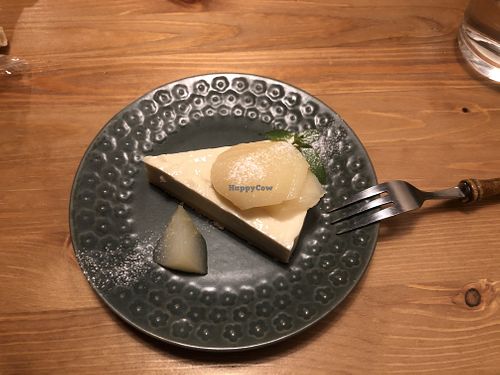 Vegan cheese cake at Pettirosso in Kyoto