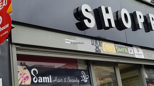 Shopping Palace at DNA Juices in South West London