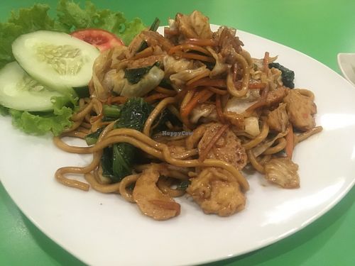 Mie goreng special at Mie Panjang Umur in Malang