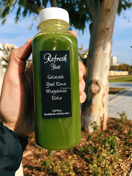 Cold pressed juice at Kübik Kafe & Market in Izmir