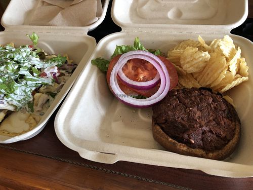 BBQ jackfruit and nachos at Herbivores in Kailua Kona