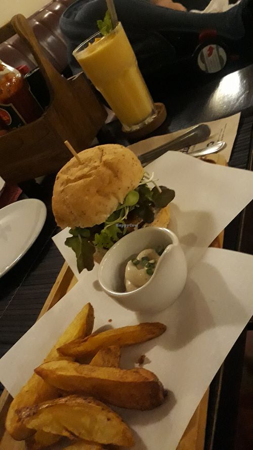 Temoeh burger at Goodsouls Kitchen in Chiang Mai