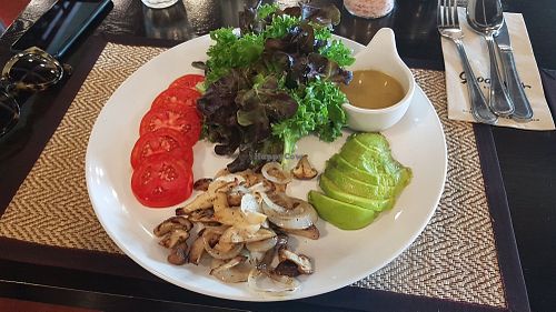 Avocado salad at Goodsouls Kitchen in Chiang Mai