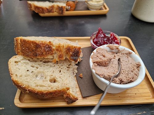 Walnut pate has shrunk over time. Now not enough bread. Pity at Het Strand - The Strand in Leuven
