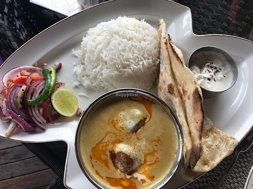 Have a lunch offer very convenient  at The Maharajas in Mahe