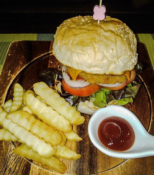 Vegan Chicken Sandwich at Yes Vegan in Pattaya